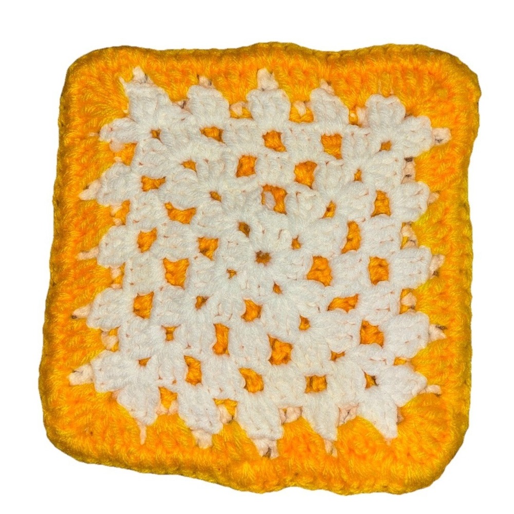 Handmade‎ Hot Pad Pot Holder Trivet 8" Yellow White Square Decor Handmade NEW